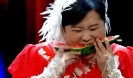 吃瓜爆料刘亦菲贾玲,吃瓜群众热议幕后故事