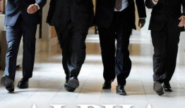 阿尔法演过的电视剧,穿越时空的传奇人生